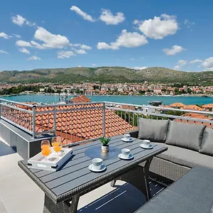 Apartament & Zaja